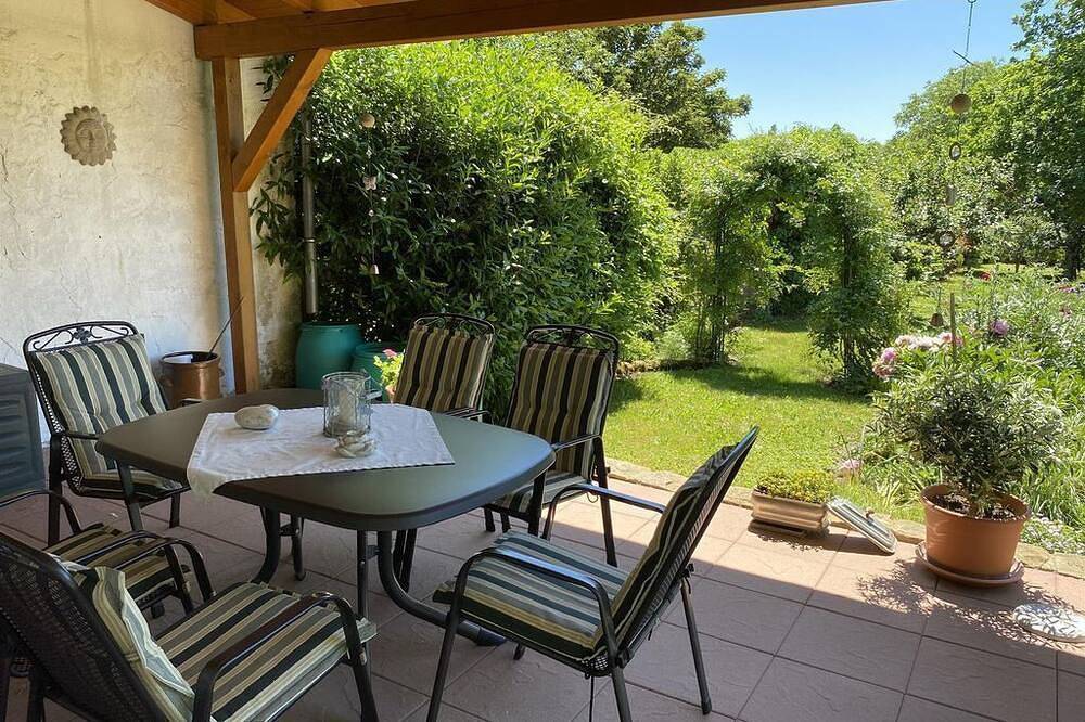Ganze Wohnung, Ferienwohnung Fuchsbau - Gästehaus Winzerhof Bader in Heuchelheim-Klingen, Südliche Weinstraße