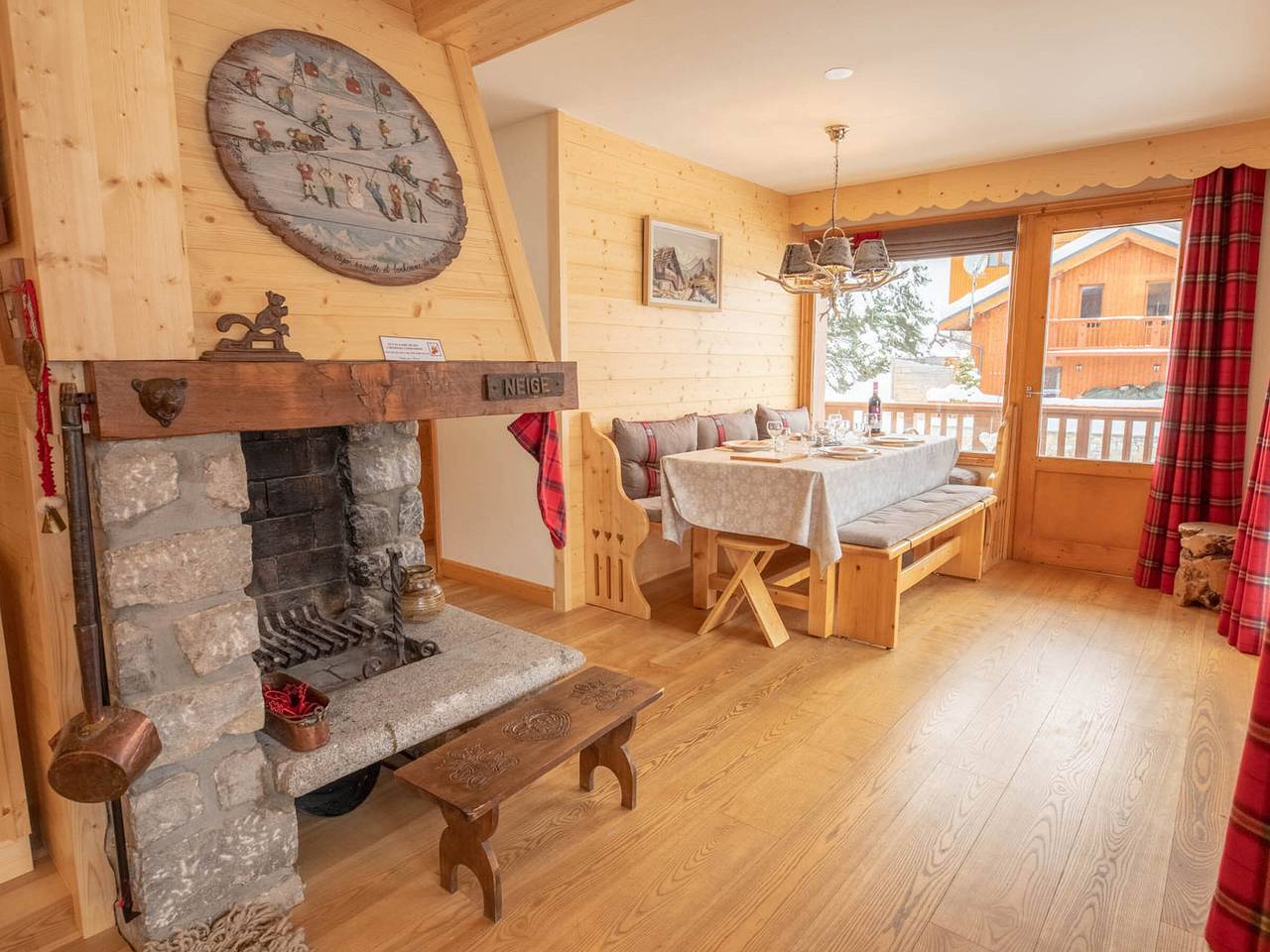 Entire apartment, Renovated 3* apartment in Méribel center with balcony and Wifi in Méribel, Les Allues