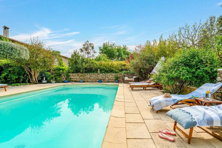 Casa de vacaciones 'Mas Bousquette' con piscina privada, terraza privada y wifi in Lussan, Region de Nimes