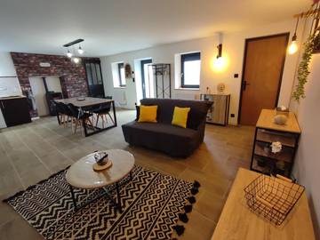 Gîte pour 5 personnes, avec jardin dans Neuvy-Grandchamp