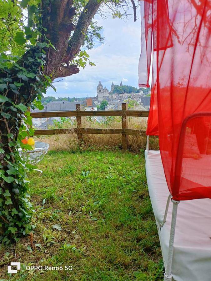 Maison d’hôte pour 2 personnes, avec jardin et terrasse à Loches