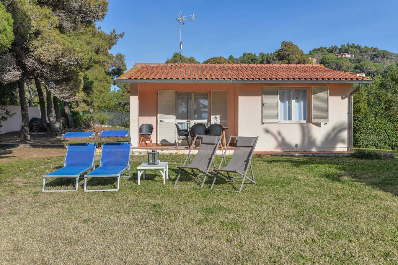 Villa für 6 Personen mit Garten in Norsi, Elba