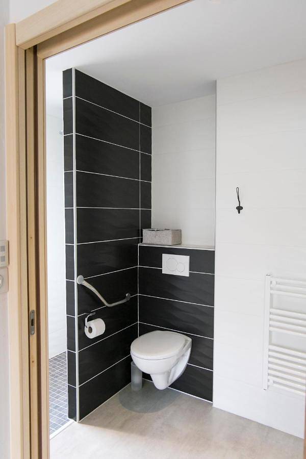 Family Room with Private Bathroom in Clisson, Région de Nantes