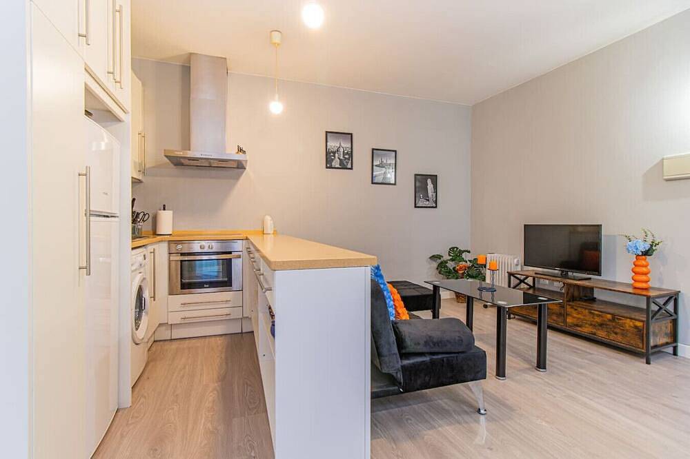 Entire apartment, Stay in Zaragoza's historic center in Saragossa, Saragossa Province