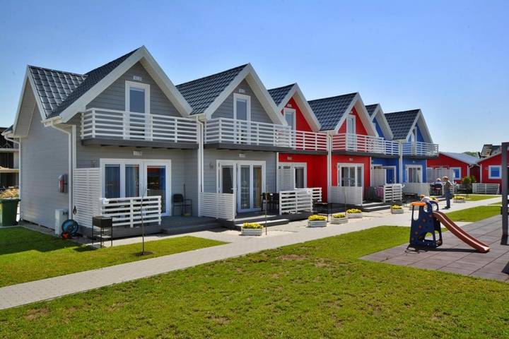 Ferienhaus für 4 Personen, mit Terrasse und Pool, mit Haustier in Sarbinowo - 2