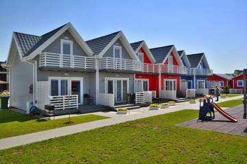 Chalet für 4 Personen in Sarbinowo, Ostseeküste Polen, Bild 1