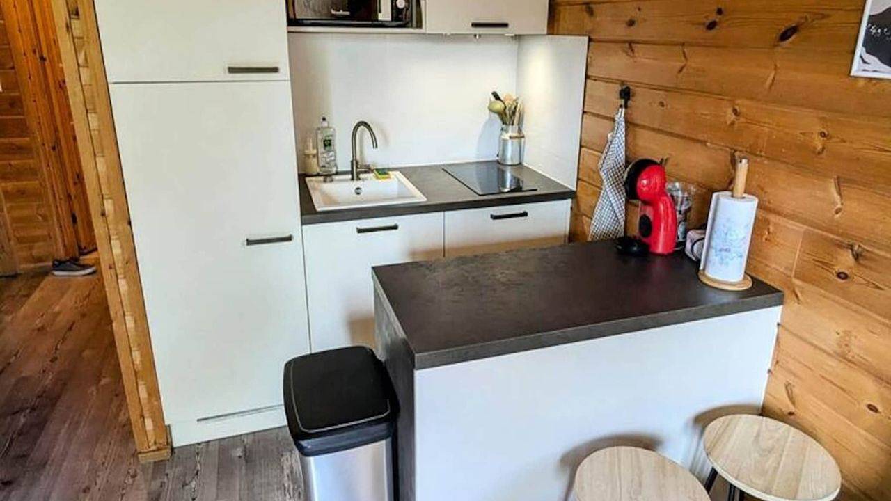 Entire holiday apartment, Ferienwohnung für 6 Personen (38 m²) in Saint-Jean in Saint-Jean-d'Arves, Saint-Jean-de-Maurienne region