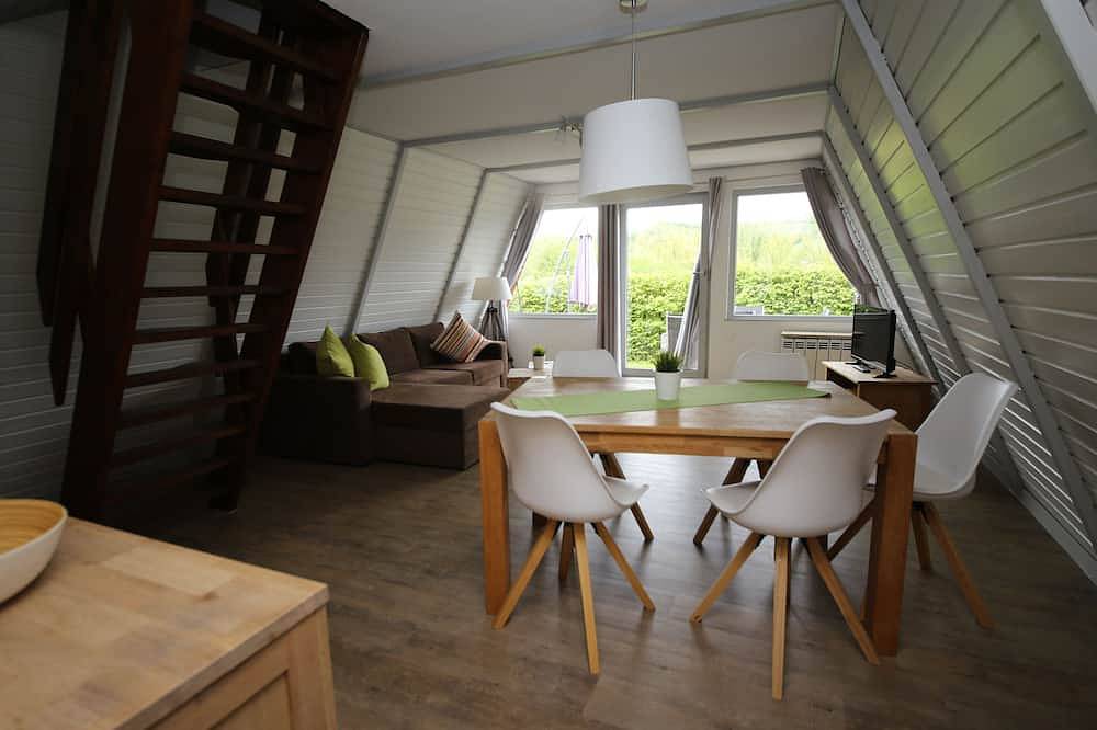 Nur Dach Haus 12 in Kinding, Altmühltal