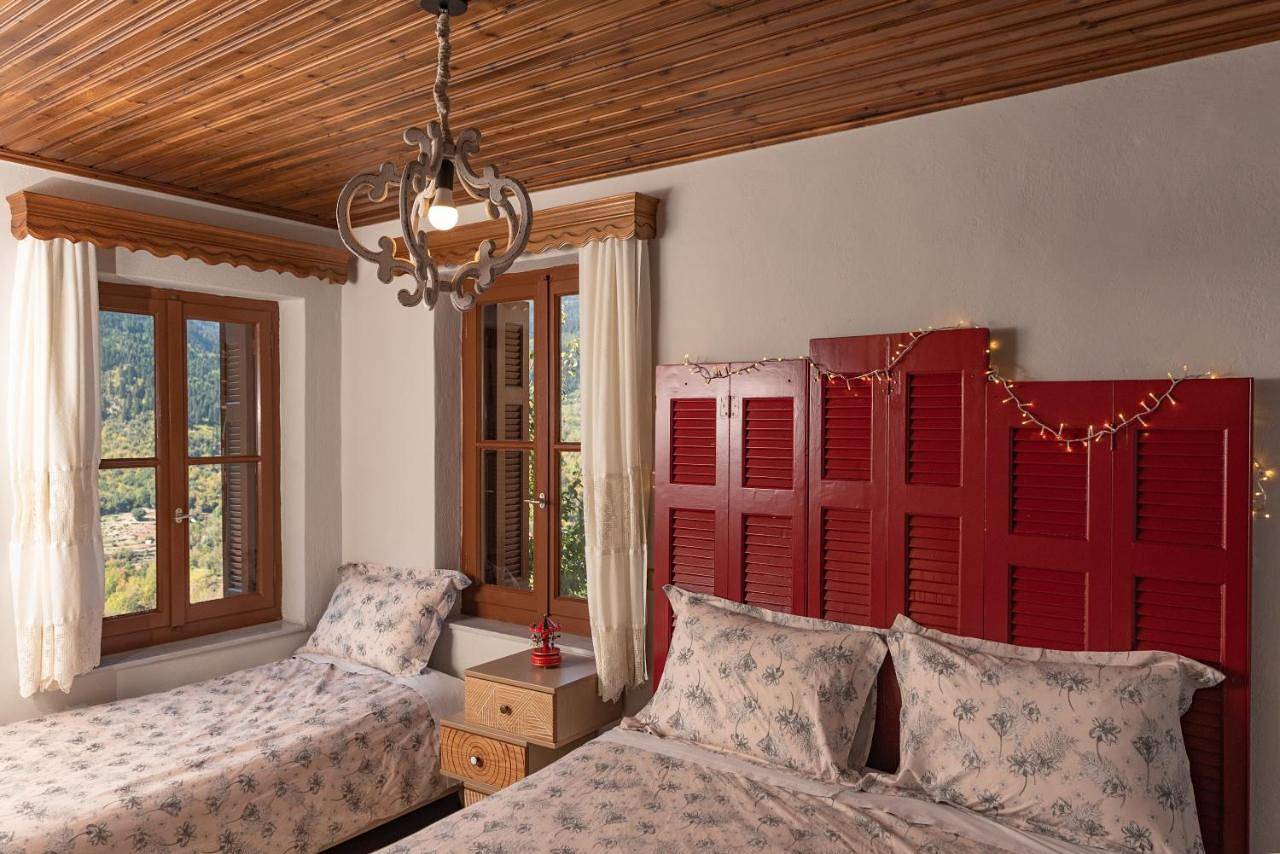Two-Bedroom House in Eurytanie