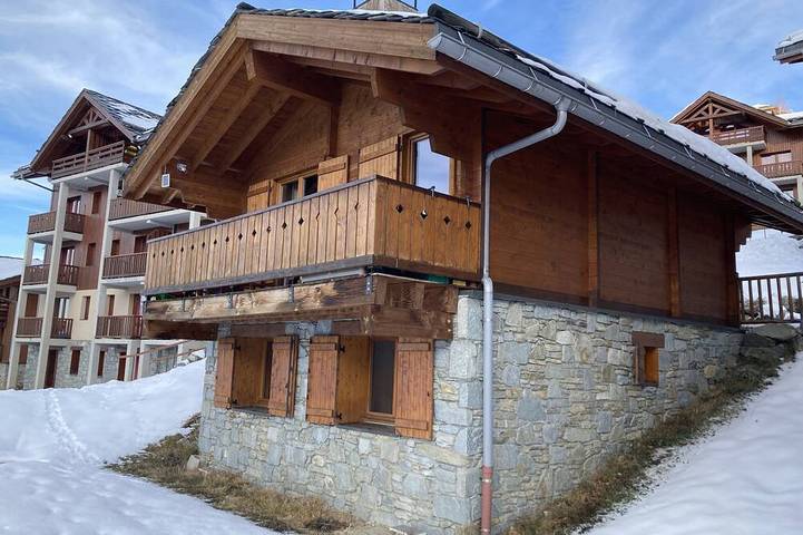 Chalet pour 8 personnes, avec balcon et piscine, animaux acceptés à Valmeinier