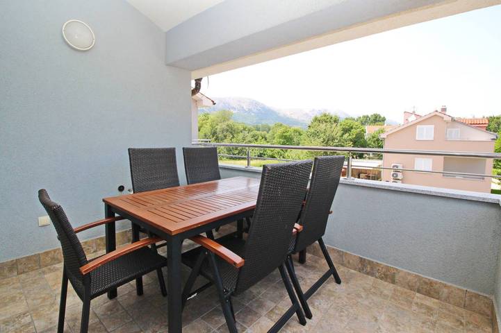 Ferienwohnung für 5 Personen, mit Balkon/Terrasse auf Krk