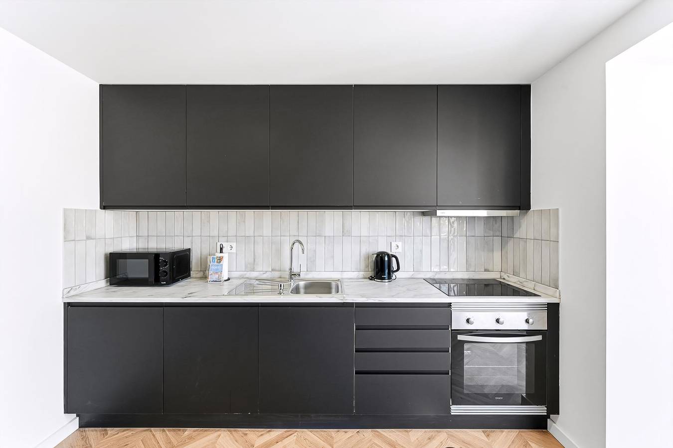 Apartamento entero, Apartamento de vacaciones para 6 personas con balcón in Oporto, Distrito de Porto