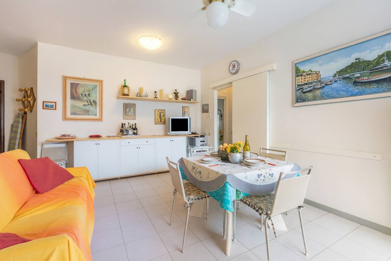 Entire apartment, Mare 7 250m From Sea in Marina di Massa, Massa