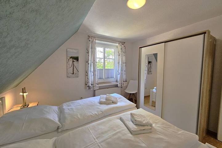 Ganze Wohnung, Godewind Ferienwohnung 3: 59 m², Balkon & Strand in 200 m Nähe in Wyk auf Föhr (Stadt), Wyk auf Föhr