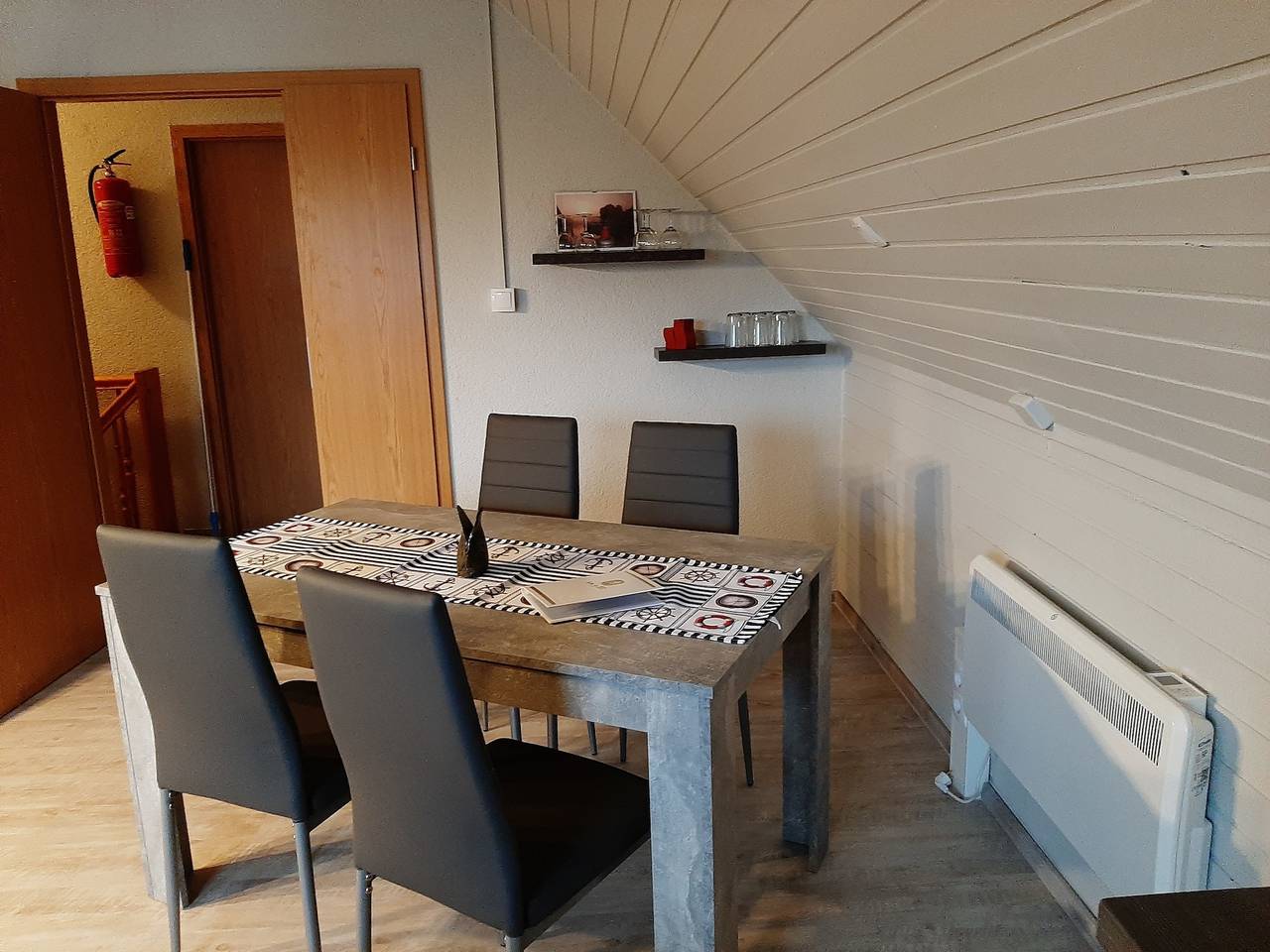 Ganze Ferienwohnung, Ferienwohnung am Peenestrom in Neukalen, Kummerower See