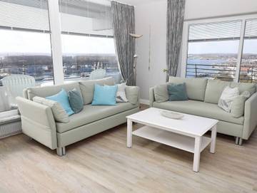 Ferienwohnung für 2 Personen, mit Balkon und Seeblick in Travemünder Woche
