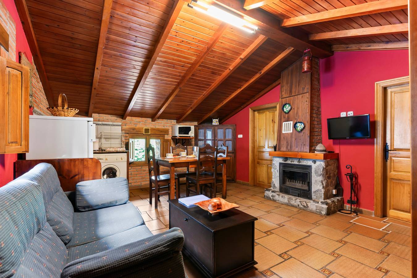 Ferienwohnung 'Lorences E' mit Bergblick in Somiedo, Cordillera Cantábrica