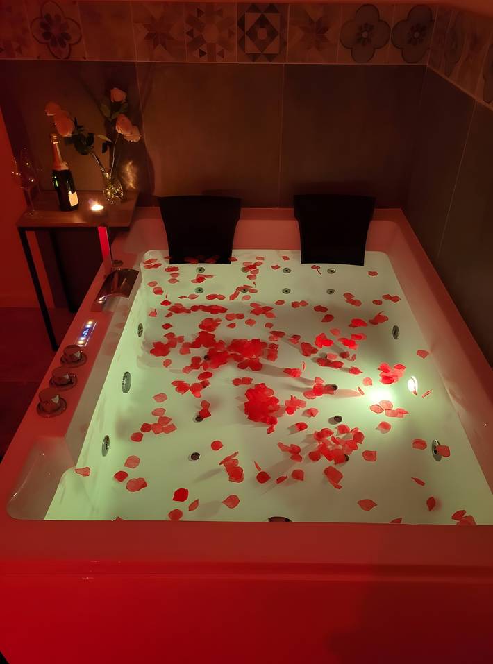 Estudio para 2 personas, con jacuzzi, Se admiten mascotas - 1