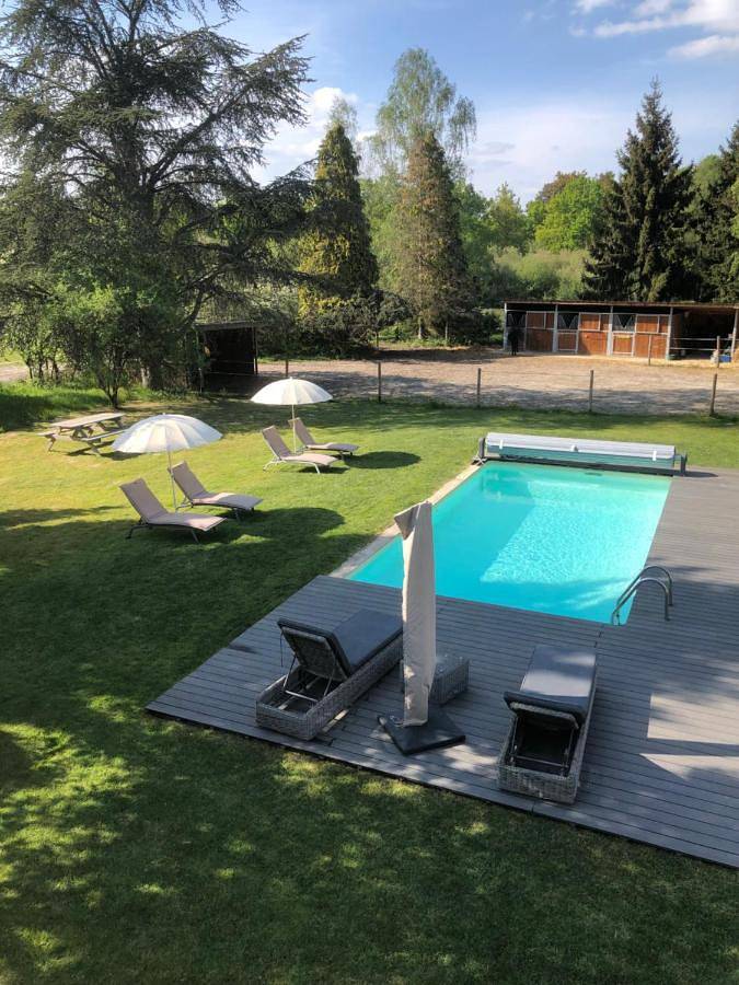 Chambre d’hôte pour 2 personnes, avec piscine ainsi que vue et jardin à Chaumont-sur-Tharonne - 3