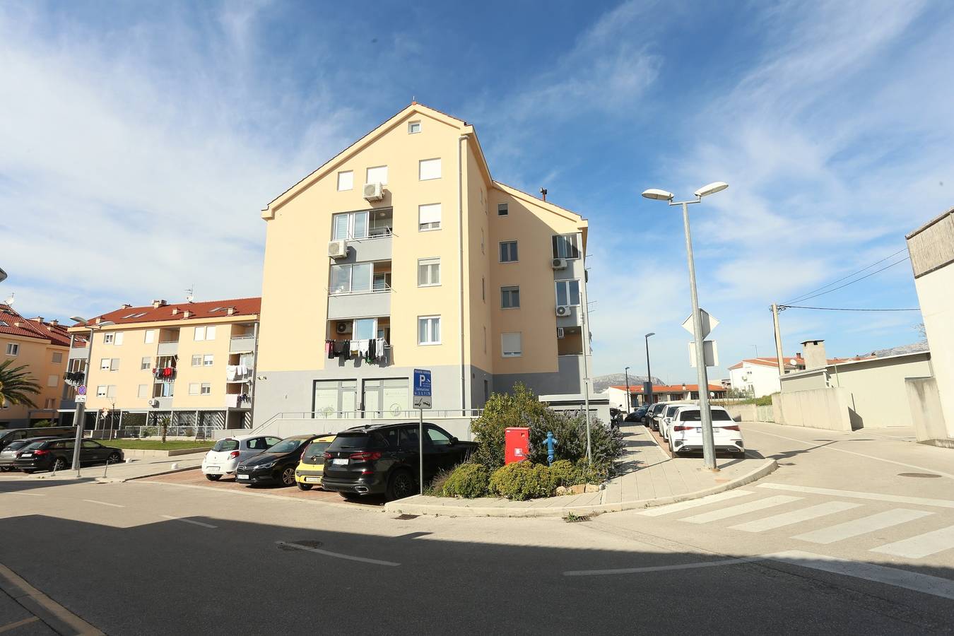 Ganze Wohnung, 2-Zimmer-Ferienwohnung mit Balkon Split A-25208-a in Split, Split-Dalmatien