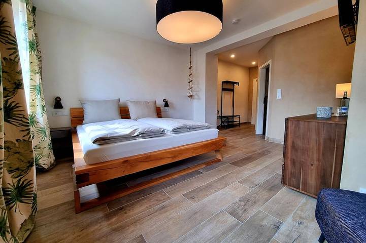 Ferienhaus für 25 Personen, mit Terrasse und Garten, mit Haustier in Schloen-Dratow