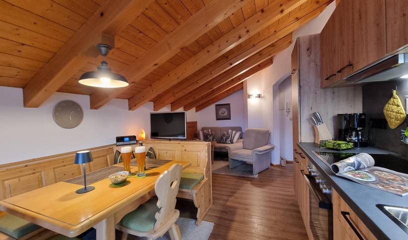 Ferienwohnung für 2 Personen, mit Balkon und Ausblick in Krün - 4