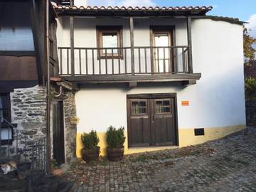 Casa de férias para 4 pessoas, com vista e terraço em Vinhais (Bragança)