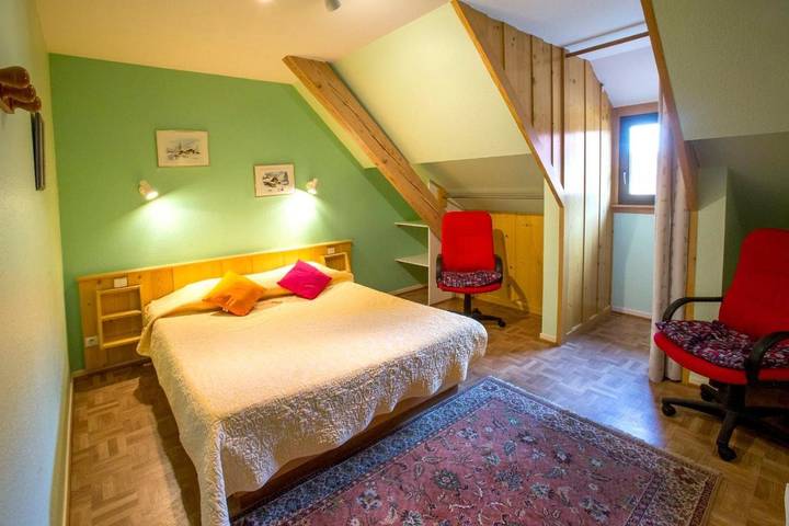 Ferienhaus für 2 Personen, mit Balkon und Terrasse sowie Garten und Ausblick