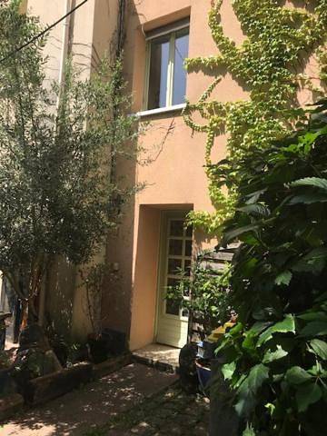 Location de vacances pour 2 personnes, avec jardin à Nanterre - 2