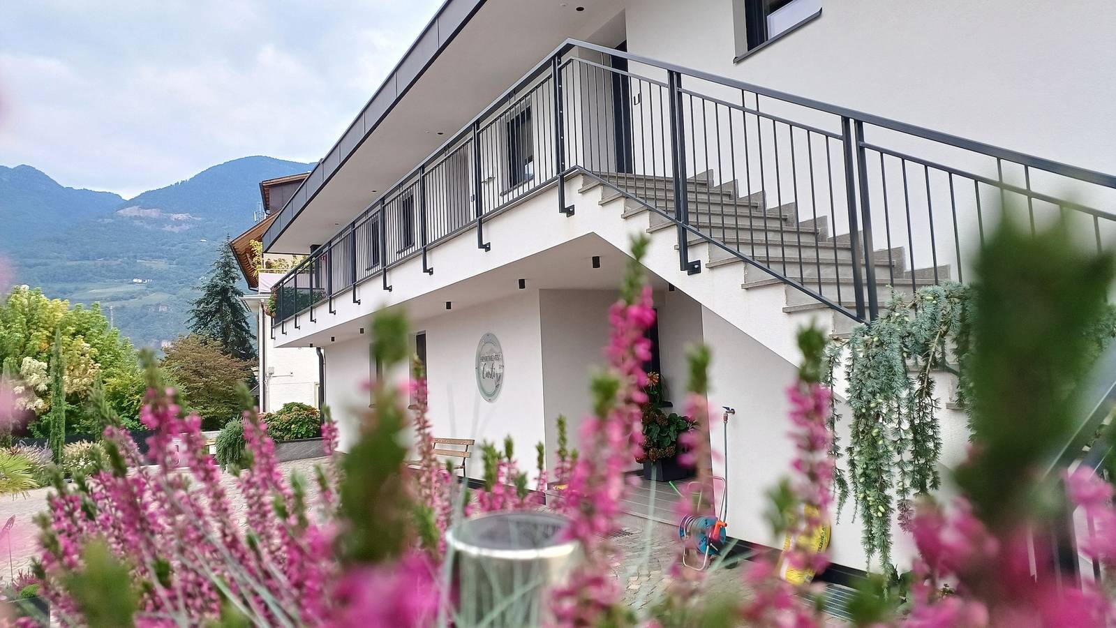 Ganze Wohnung, Bike Apartments Curti "Waldgrün" mit Sonnenterrasse & Alpenpanorama in Pfatten, Fleimstaler Alpen