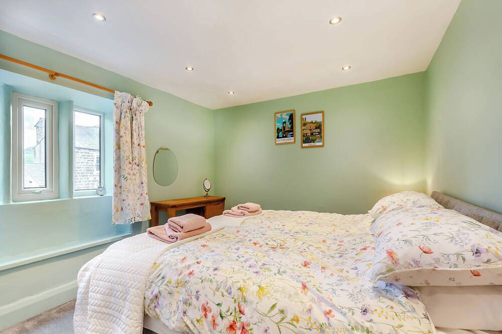 1 bedroom accommodation in Addingham, near Ilkley in Addingham, West Yorkshire