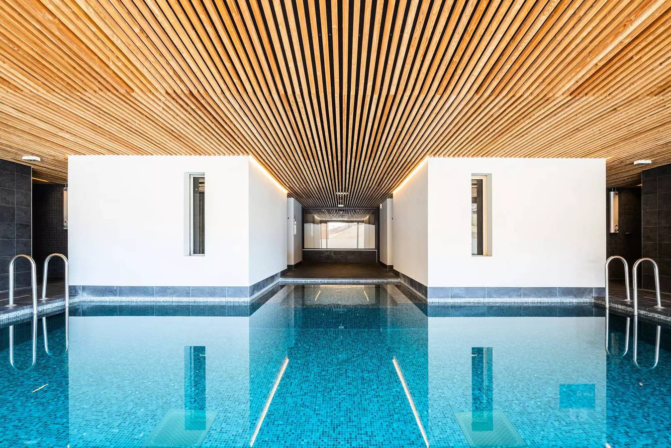 Appartement entier, Appartement 2 pièces avec coin nuit 6 personnes - Pmr in Auris, Parc national des Écrins