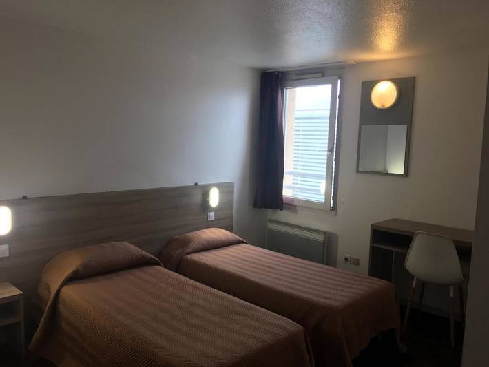 Hôtel pour 2 personnes, animaux acceptés à Moissy-Cramayel - 2