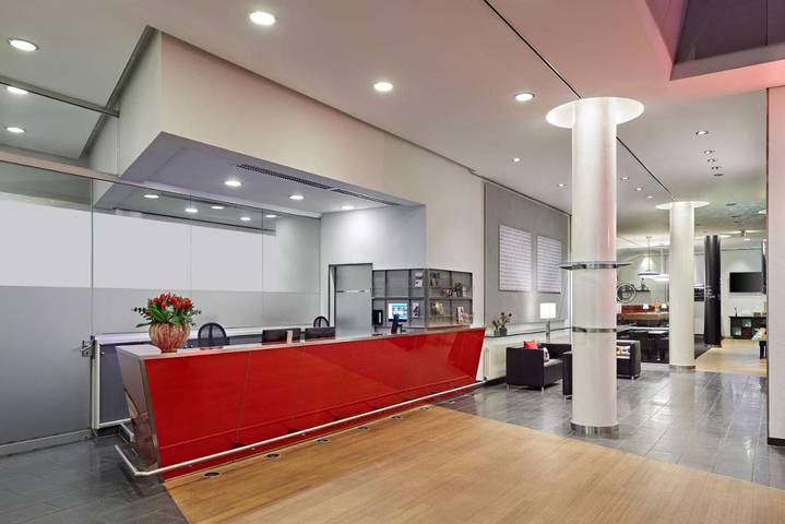 Hotel für 3 Personen, mit Balkon und Sauna sowie Pool in Köln - 4