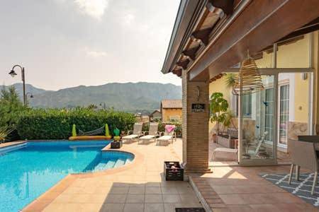 Chalet para 6 personas, con Terraza y Jardín además de Piscina y Vistas en Ribera Alta (Valencia) - 2