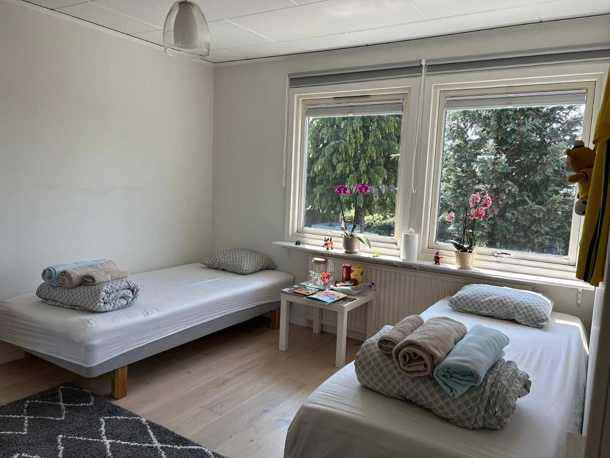 Appartement de vacances entier, Double Room with Shared Bathroom in Kalmar, Mer Baltique suédoise