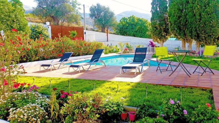 Casa rural para 7 personas, con jardín además de piscina y vistas en Órgiva - 4
