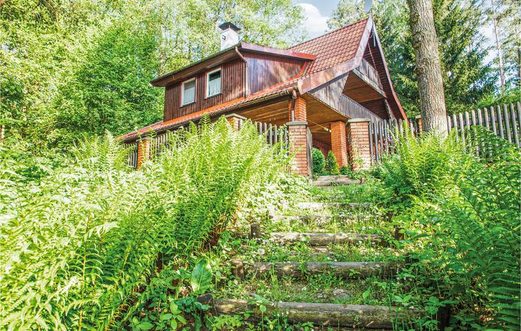 Ferienhaus für 10 Personen mit Terrasse in Powiat Olsztyński