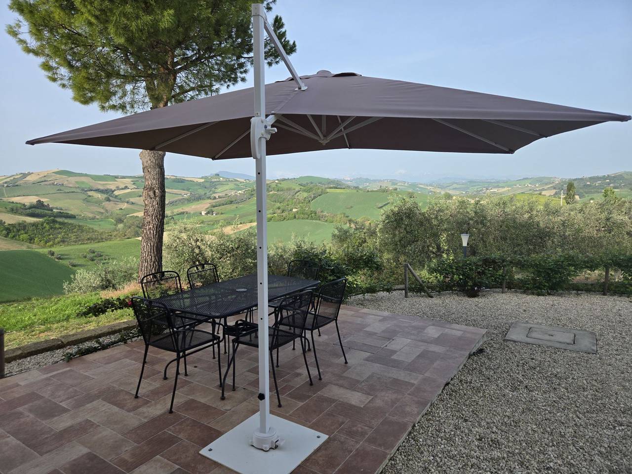 Leone D'Oro in Ripatransone, Ascoli Piceno Province