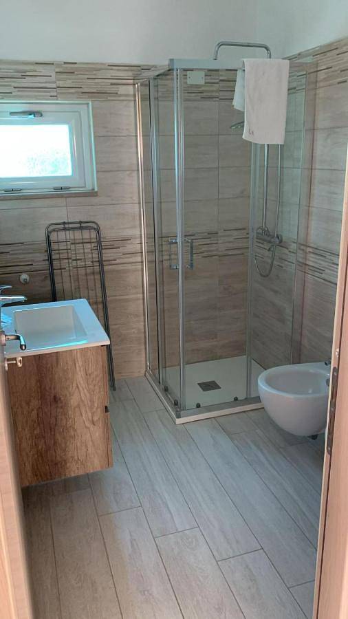 Gîte pour 2 personnes, avec terrasse ainsi que vue et jardin à Villapiana - 3