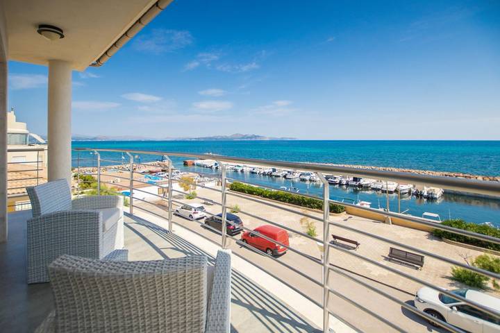 Ferienhaus für 7 Personen, mit Terrasse in Son Serra de Marina