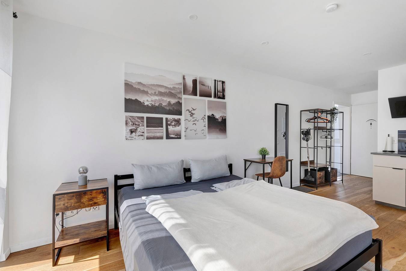 Ganze Wohnung, Apartment „Ay Homes 08“ mit Balkon und Wlan in Augsburg, Bayerisch Schwaben