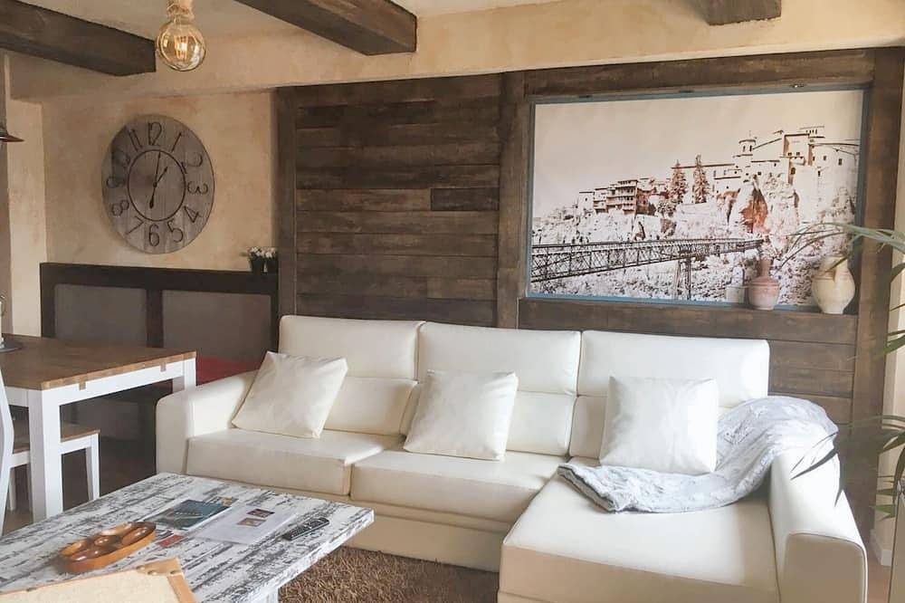 Entire apartment, Homerez - Charming apartment in Cuenca with fireplace - 80 sqm in Cuenca, Cuenca Province