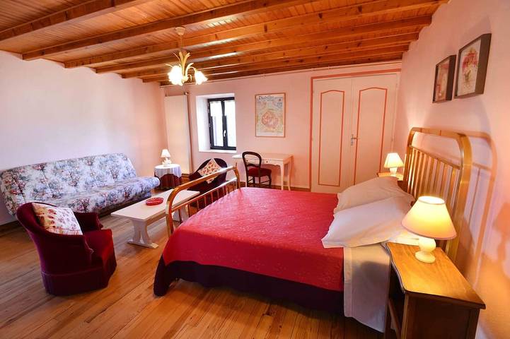 Gîte pour 7 personnes, avec jardin en Haute-Loire - 4