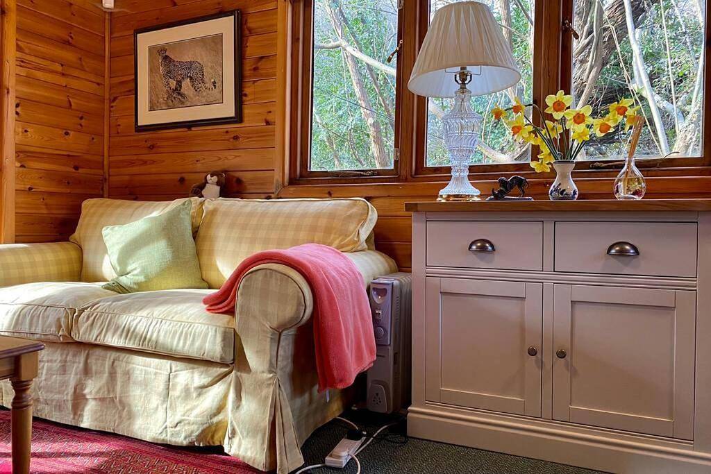 Two-Bedroom Chalet in Godshill (Hampshire), Hampshire