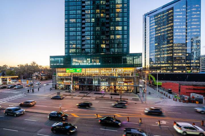 Gîte pour 6 personnes, avec balcon et jardin ainsi que sauna et piscine, adapté aux familles à Toronto - 3