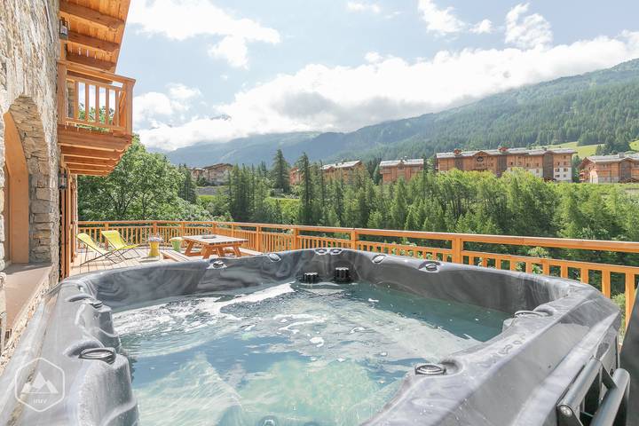 Gîte pour 12 personnes, avec sauna et jacuzzi dans Val-Cenis - 3