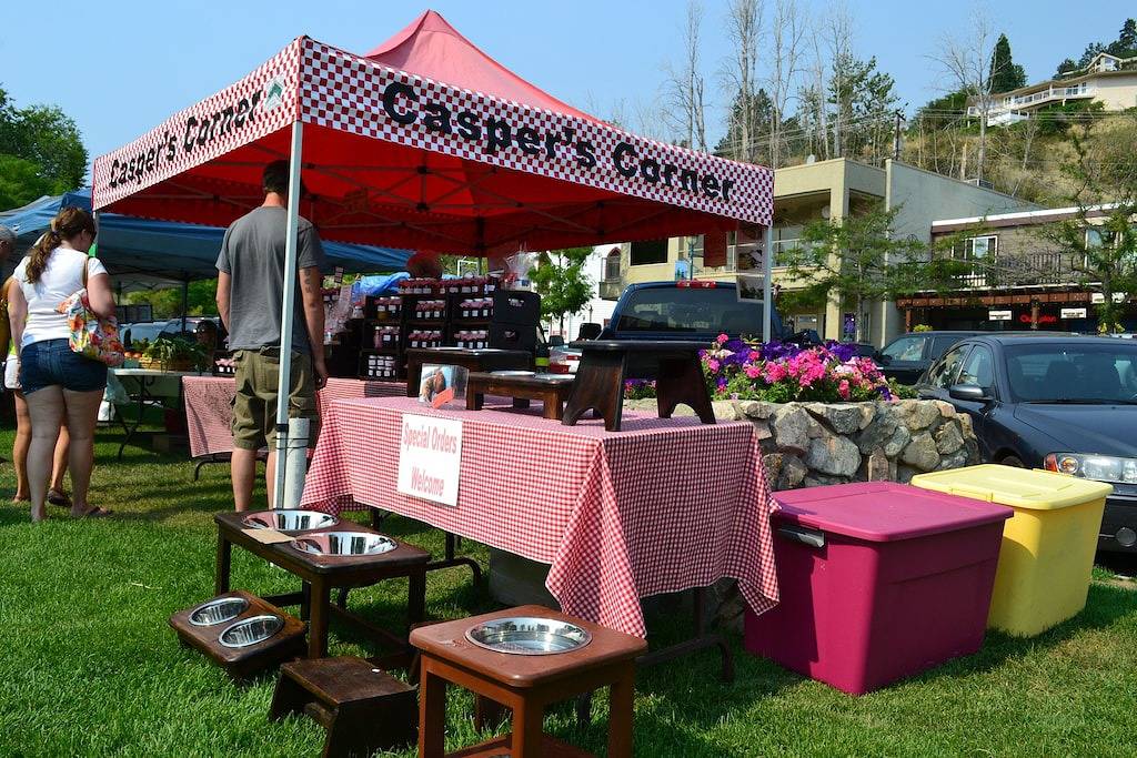 Rückzugsort am Pool, Peachland Carriage House in Peachland, Regional District of Central Okanagan
