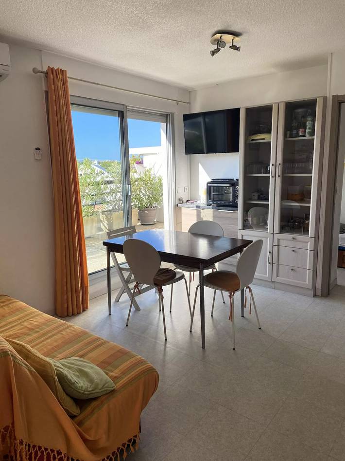 Gîte pour 6 personnes, avec piscine et terrasse dans Le Couchant - 3