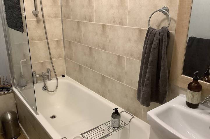 Appartement entier, Cambridge City Centre, central, 5min walk to Jesus Lock, one bedroom garden flat in Cambridge, Cambridgeshire